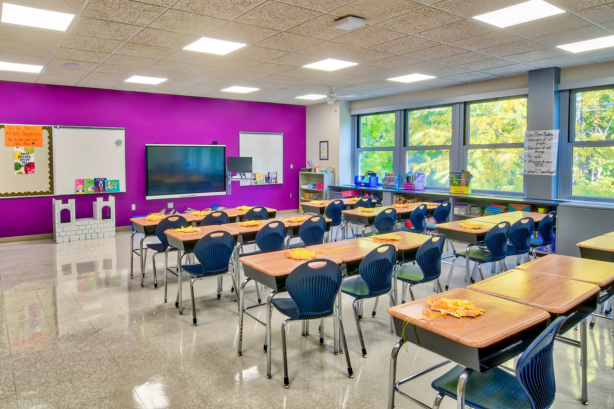 Clara-Barton-School-2_Classroom - Left Photo